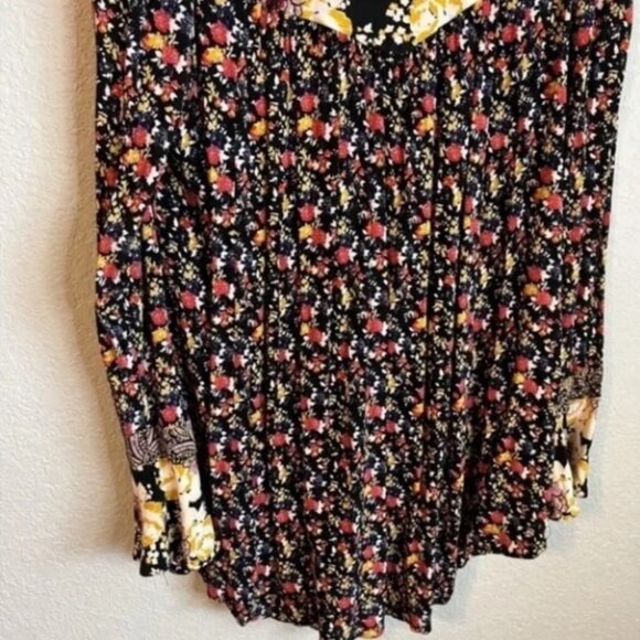 FREE PEOPLE Wildflower Fields Henley Top - Picture 5 of 12